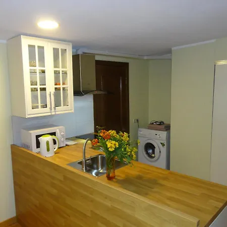 Old アパート リガ