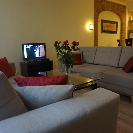 Apartment Old