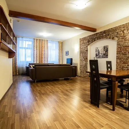 Old Apartament *